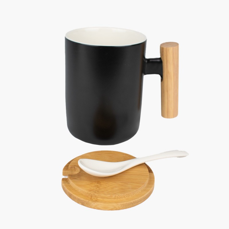 Taza con tapa y asa de madera con cuchara color Negro