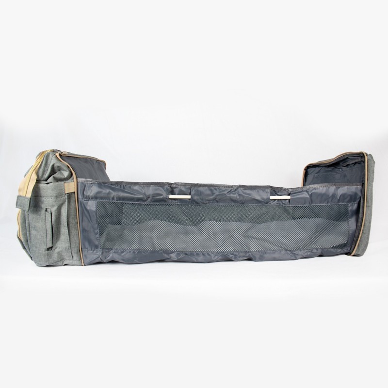 Mochila pañalera con cambiador gris para bebé portátil y funcional